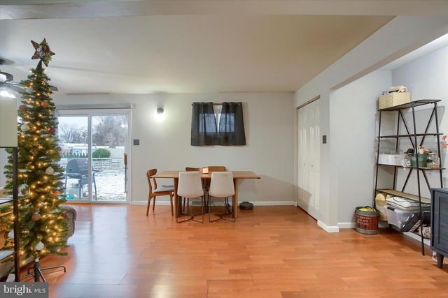 17 COURTLAND RD, Camp Hill, PA 17011