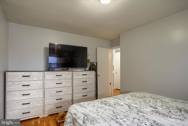 17 COURTLAND RD, Camp Hill, PA 17011