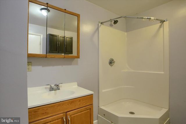 17 COURTLAND RD, Camp Hill, PA 17011