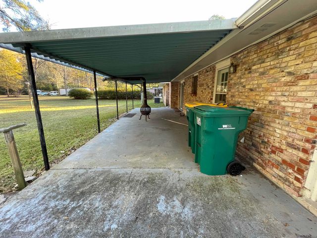 5146 Newell St, Zachary, LA 70791