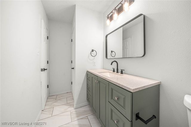 1812 Appaloosa Drive, Greenwood, AR 72936