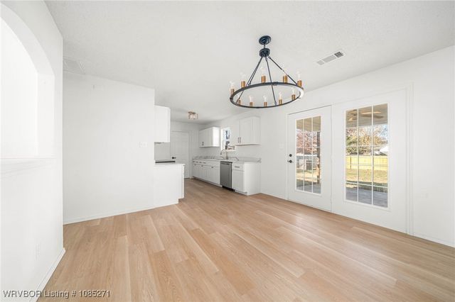 1812 Appaloosa Drive, Greenwood, AR 72936