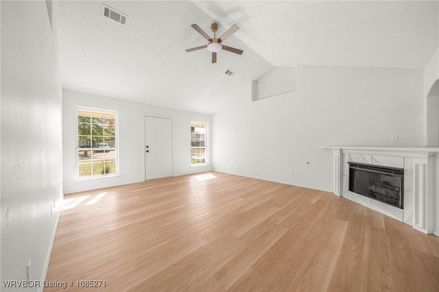 1812 Appaloosa Drive, Greenwood, AR 72936