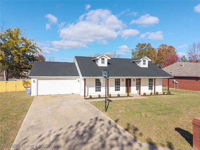1812 Appaloosa Drive, Greenwood, AR 72936