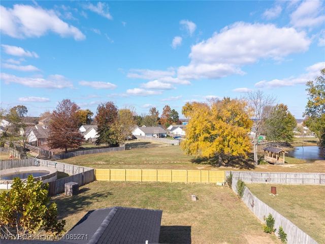 1812 Appaloosa Drive, Greenwood, AR 72936