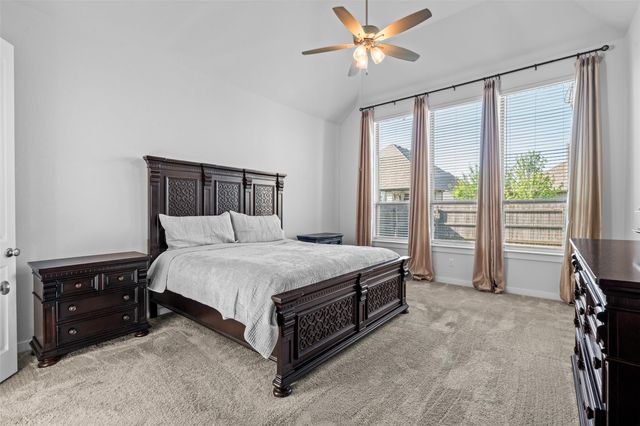 116 Texon DR, Liberty Hill, TX 78642