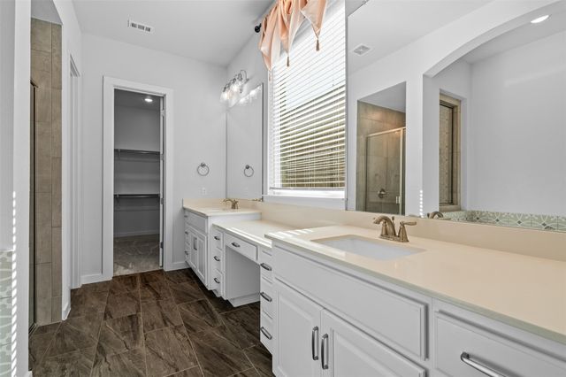 116 Texon DR, Liberty Hill, TX 78642