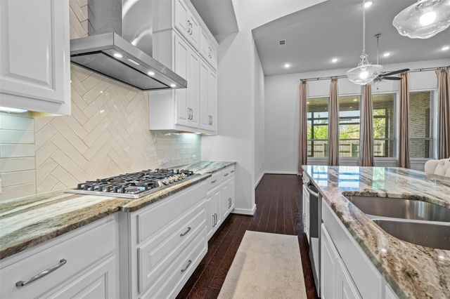 116 Texon DR, Liberty Hill, TX 78642