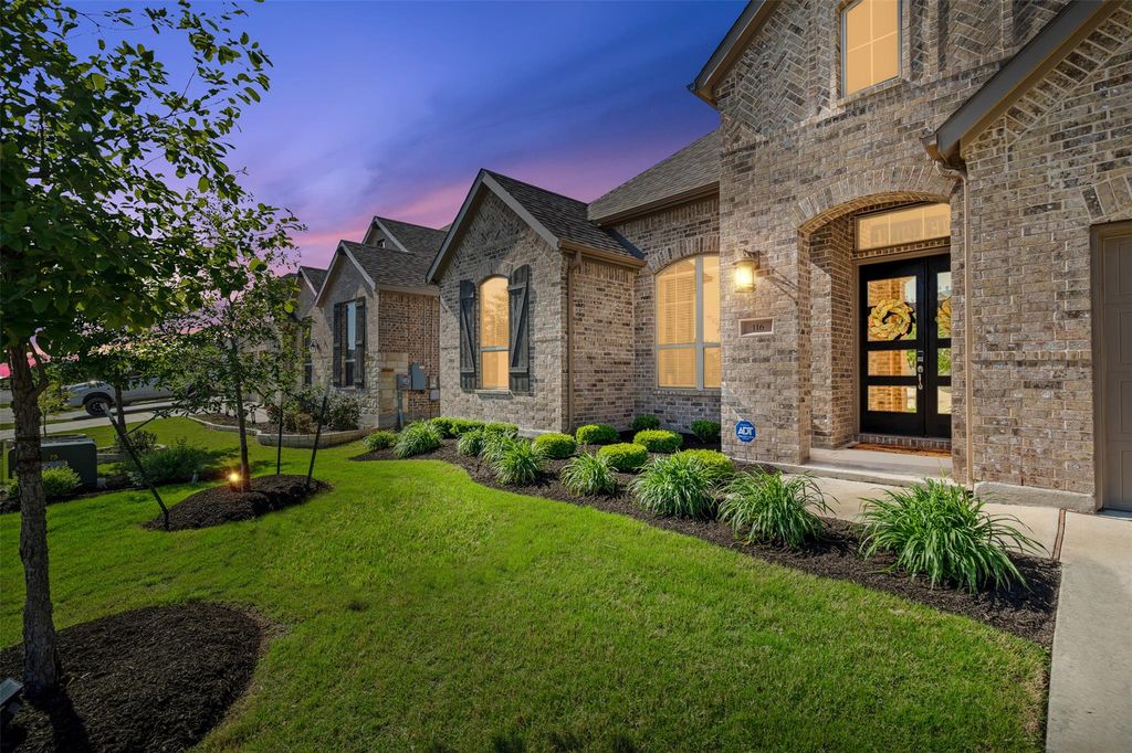 116 Texon DR, Liberty Hill, TX 78642