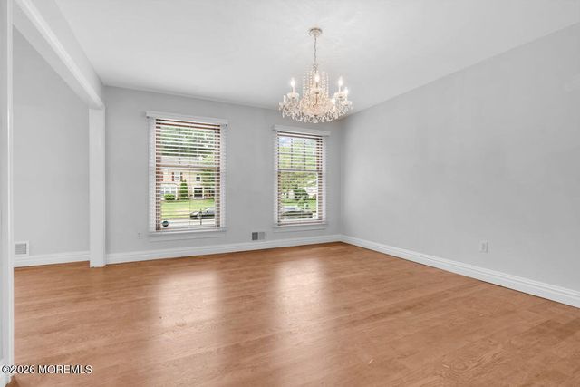 6 Oak Tree Lane, Ocean Twp, NJ 07712