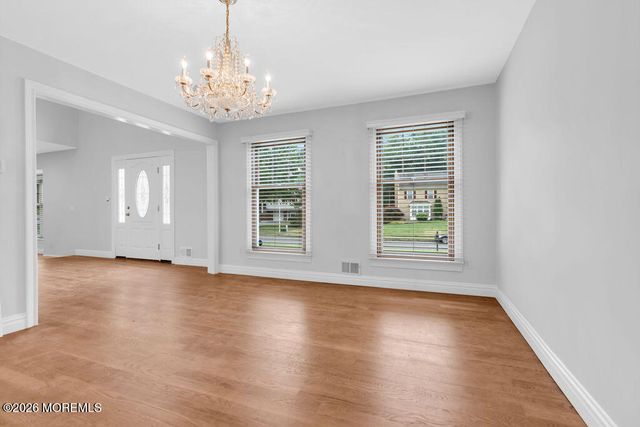 6 Oak Tree Lane, Ocean Twp, NJ 07712