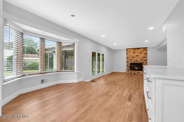 6 Oak Tree Lane, Ocean Twp, NJ 07712