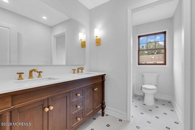 6 Oak Tree Lane, Ocean Twp, NJ 07712