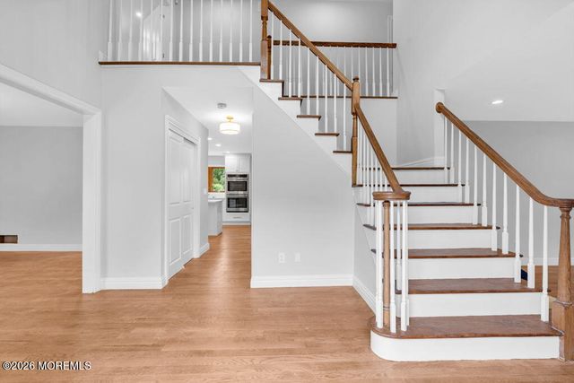 6 Oak Tree Lane, Ocean Twp, NJ 07712