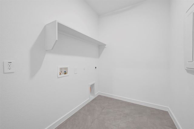 171 Summer Rain Way, Newark, TX 76071