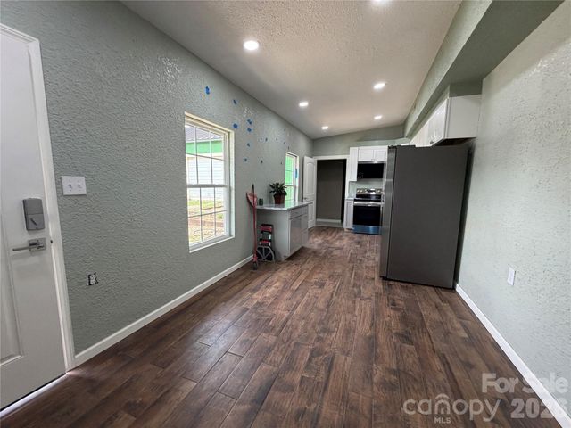 68 Circle Drive, Marion, NC 28752