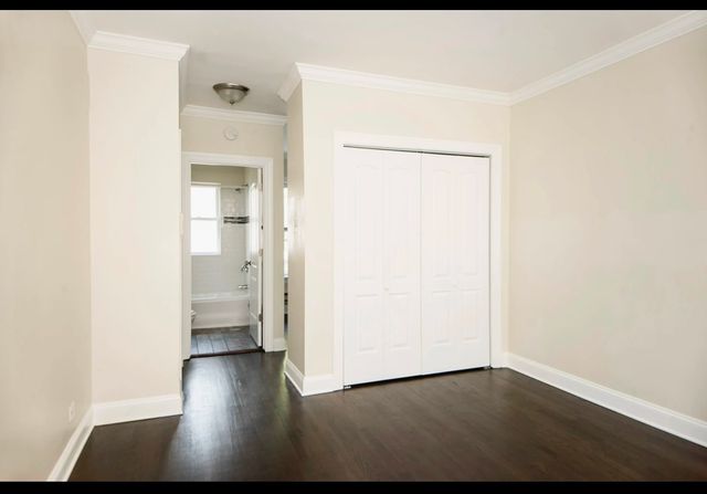 3821 N Greenview Avenue 2E, Chicago, IL 60613