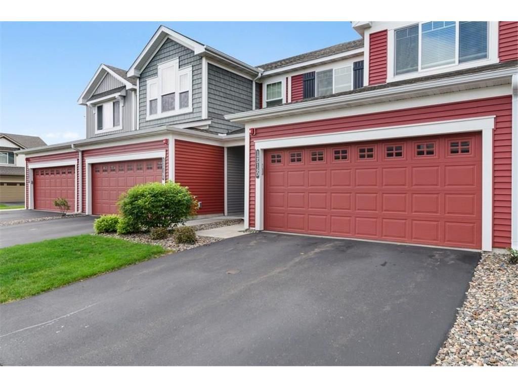 12516 Naples Street NE D, Blaine, MN 55449 — photo 2