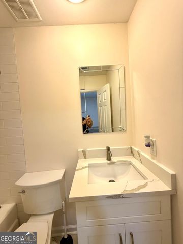 187 Northdale Place, Lawrenceville, GA 30046
