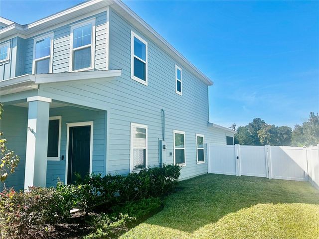 1990 NW 44 COURT ROAD, Ocala, FL 34482