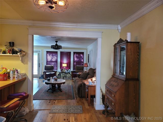 416036 La Vista Drive, Checotah, OK 74426