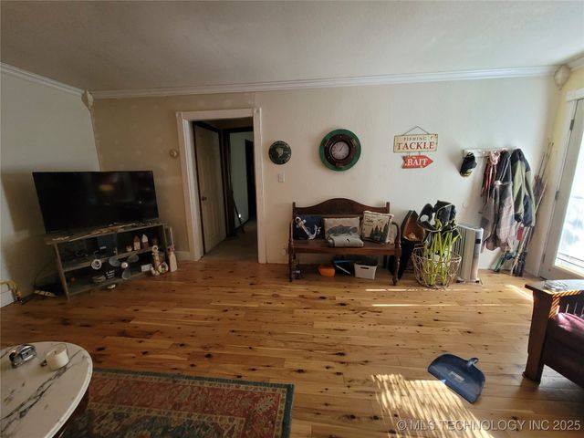 416036 La Vista Drive, Checotah, OK 74426