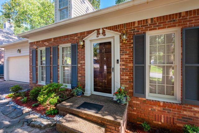 10 Cedar Branch Drive, Little Rock, AR 72223