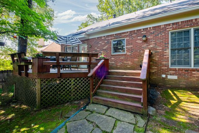 10 Cedar Branch Drive, Little Rock, AR 72223