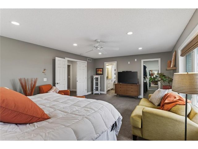 3308 Wild Horse Pass NW, Prior Lake, MN 55372