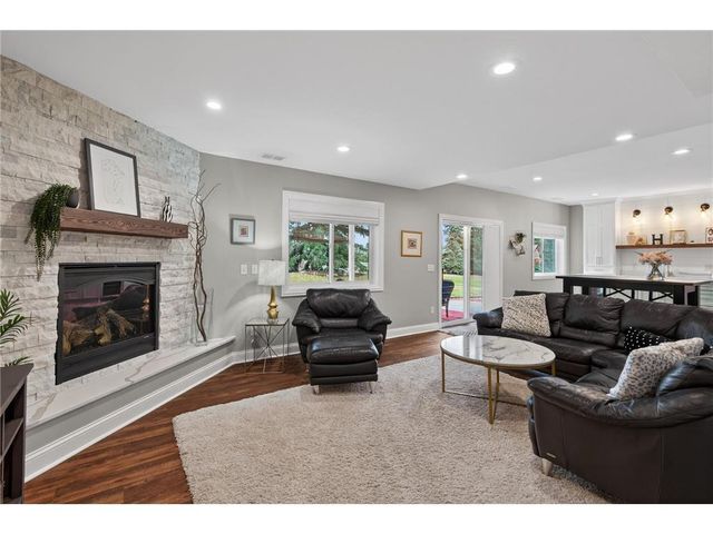 3308 Wild Horse Pass NW, Prior Lake, MN 55372