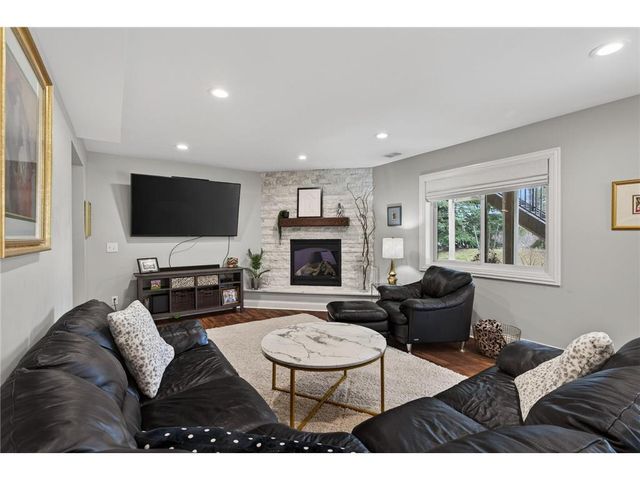3308 Wild Horse Pass NW, Prior Lake, MN 55372