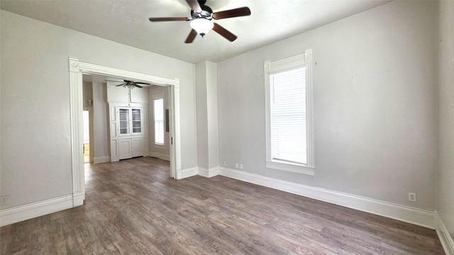 145 N Kealy Street 2, Lewisville, TX 75057