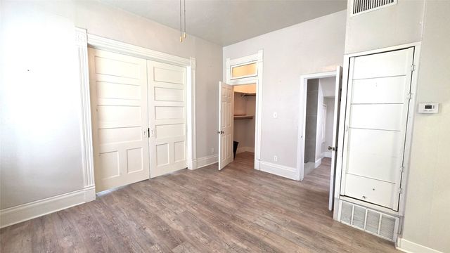 145 N Kealy Street 2, Lewisville, TX 75057