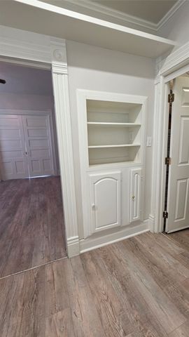 145 N Kealy Street 2, Lewisville, TX 75057