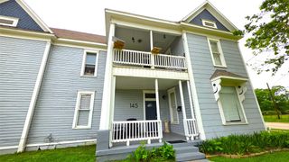 145 N Kealy Street 2, Lewisville, TX 75057