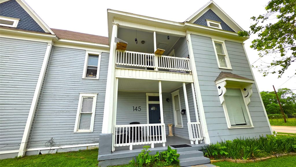 145 N Kealy Street 2, Lewisville, TX 75057