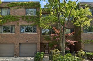1713 N Vine Street, Chicago, IL 60614