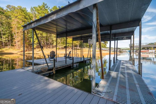 250 Harbor Heights Circle, Lavonia, GA 30553