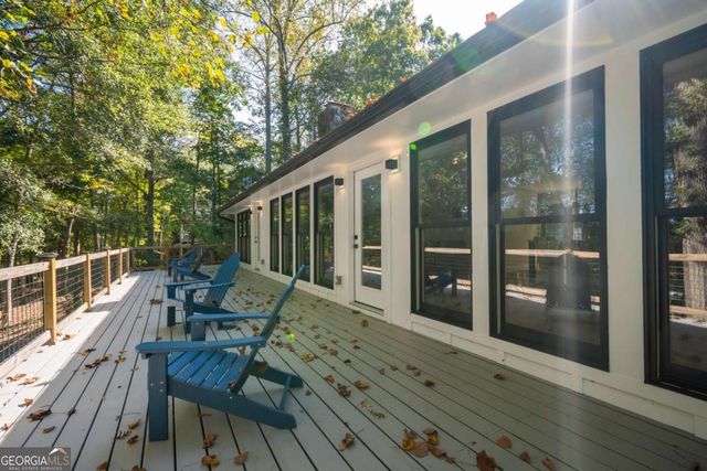 250 Harbor Heights Circle, Lavonia, GA 30553