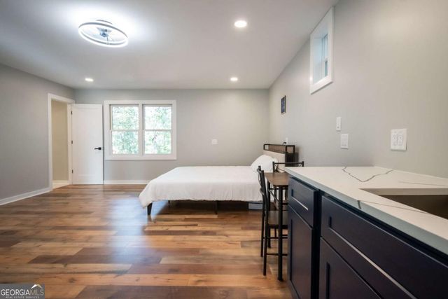 250 Harbor Heights Circle, Lavonia, GA 30553