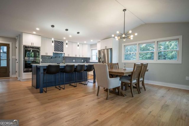 250 Harbor Heights Circle, Lavonia, GA 30553