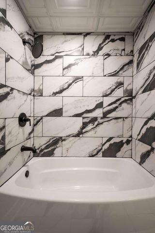 250 Harbor Heights Circle, Lavonia, GA 30553