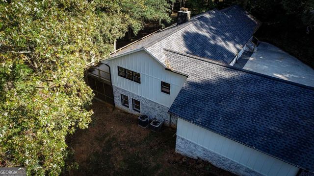 250 Harbor Heights Circle, Lavonia, GA 30553