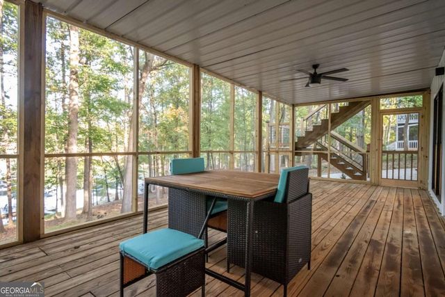 250 Harbor Heights Circle, Lavonia, GA 30553