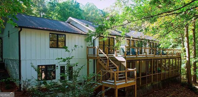 250 Harbor Heights Circle, Lavonia, GA 30553