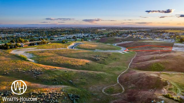 8224 Quail Hollow Dr, Middleton, ID 83644