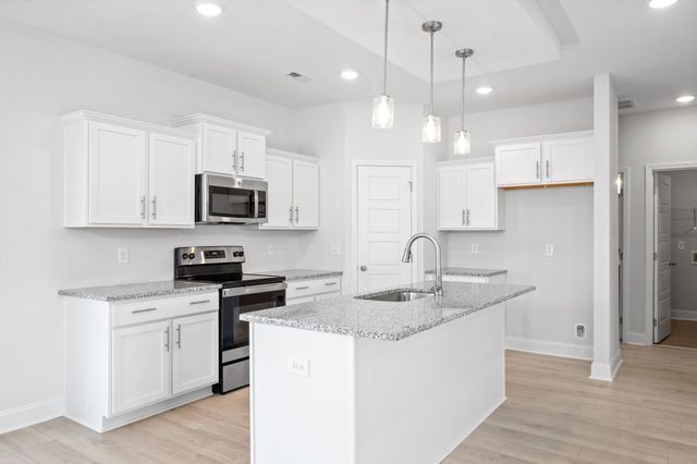 2640 Rafiki Drive, Clarksville, TN 37042