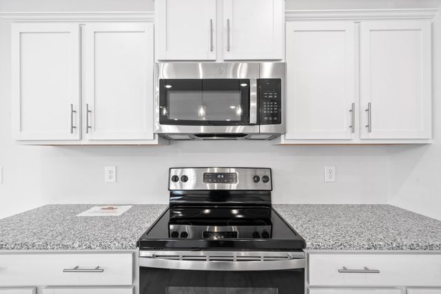 2640 Rafiki Drive, Clarksville, TN 37042