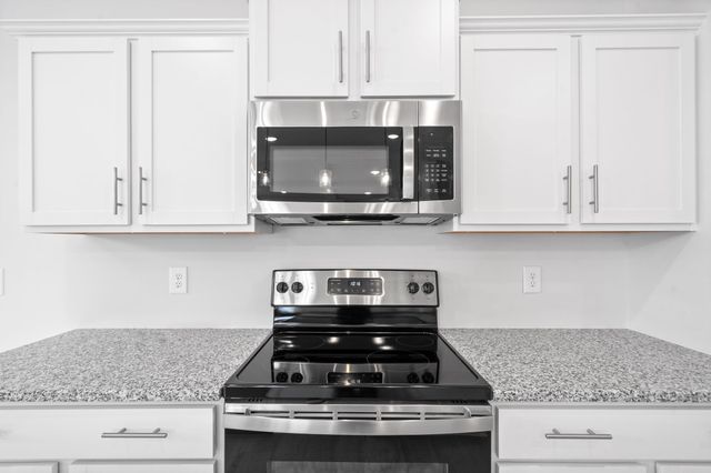 2640 Rafiki Drive, Clarksville, TN 37042