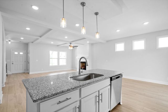 2640 Rafiki Drive, Clarksville, TN 37042